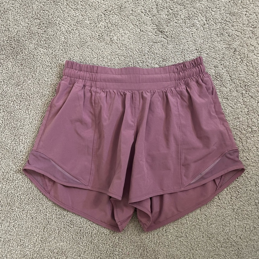Lululemon Hotty Hot Low Rise Shorts
